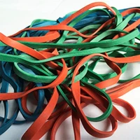 Bandos de borracha coloridos brilhantes